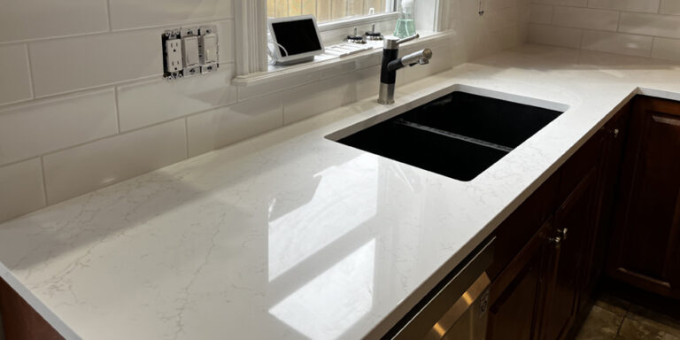 A Comprehensive Guide to Using Quartz Countertops - Scratch